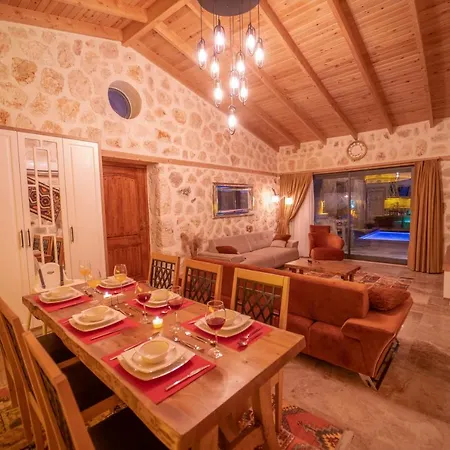 Villa Zorlu - 2 Bedroom With Jacuzzi In Kalkan *