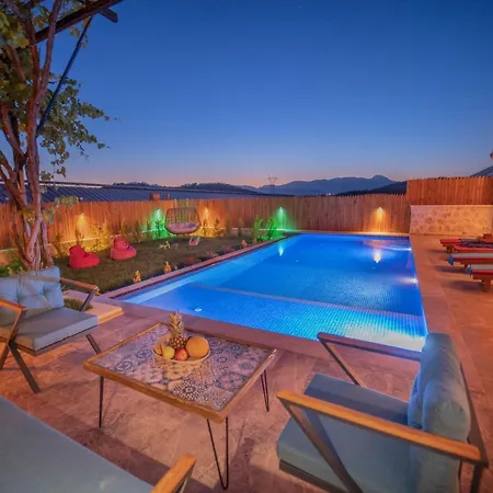 Zorlu - 2 Bedroom With Jacuzzi In Kalkan * קס