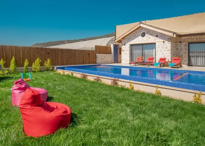 Zorlu - 2 Bedroom With Jacuzzi In Kalkan Κας